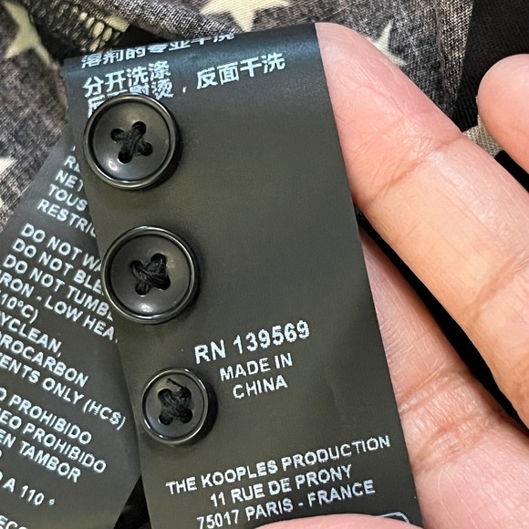 The Kooples Star Print Regular Fit Long Sleeve Button Down Woven Shirt sz M NWT - Picture 12 of 14